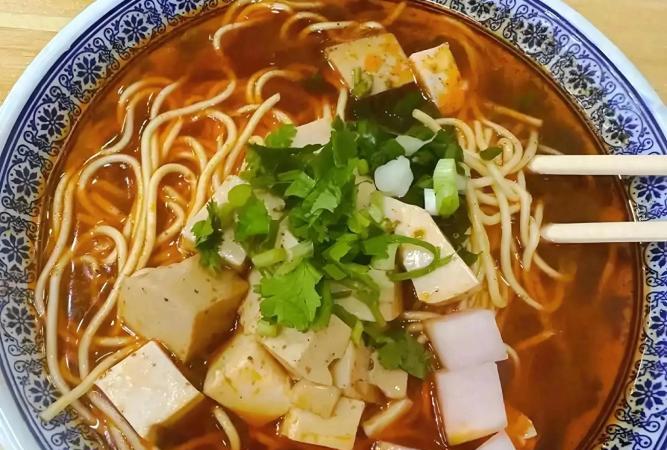 豆腐麵料理 豆腐麵料理