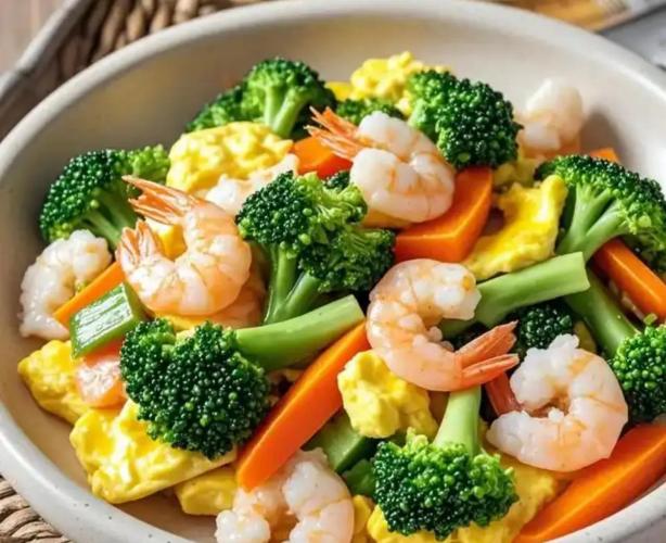 花菜蝦仁炒蛋